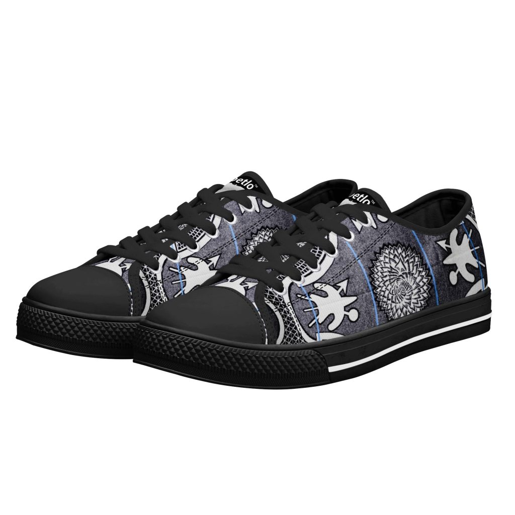 Moetlo men's low-top canvas shoes with customised tongue — view 1 of 23